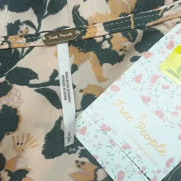 Free People Cruisin Together Surplice Top Size S NWT - Picture 6 of 8